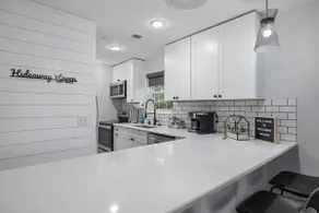 Modern Luxury Hideaway Haven Dog Friendly - Image 5