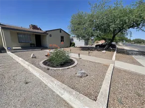 3 bedrooms with pool near UA - Image 3
