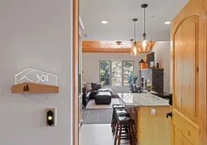 Modern Condo - EV Charger - SM 301 - Image 3