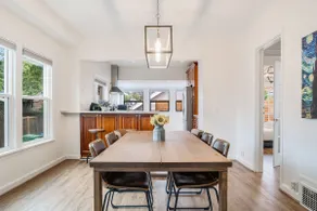 Spacious 3BR Craftsman Home in Seattle Queen Anne - Image 2