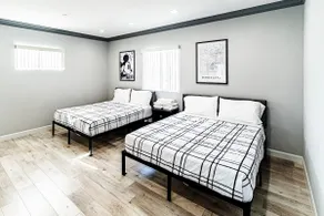 5-Bedroom/4-bath Sleeps 16 By Disneyland - Image 4