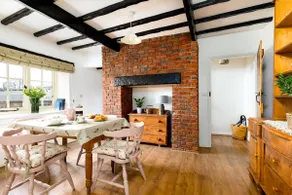 Charmant appartement adapté aux familles avec jardin - Image 4
