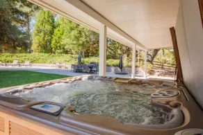 Designer Private Estate w/Pool, Hot Tub & Bocce on Westside! - Image 5