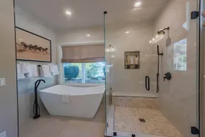 Designer Private Estate w/Pool, Hot Tub & Bocce on Westside! - Image 3