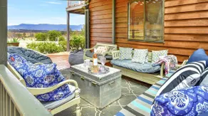 Silver Springs Estate 4br house  6br house with Wifi, Pool. Fireplace, Views, Olives and Space - Image 2
