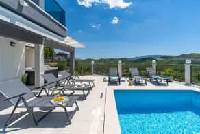 Villa Neda Heated Pool, Hot-tub, Sauna, 3 bedrooms - Image 3