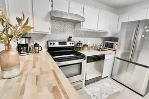 Convenient Game Day 1BR Condo Near FSU Stadium - Image 3