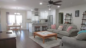 Cozy home near freeways w pool BBQ - Image 5