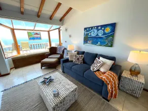 Gorgeous Catalina Villa in Hamilton Cove - Image 4