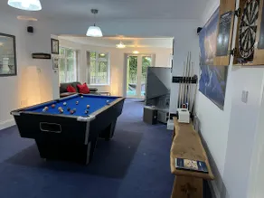 Beautiful 2 Bed Apt With Hot Tub In Blaydon Burn - Image 3