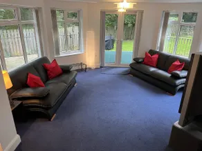 Beautiful 2 Bed Apt With Hot Tub In Blaydon Burn - Image 2