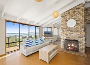 Sunpatch at Tomakin Beach - Image 2