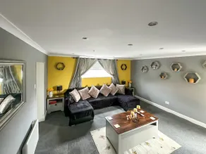 The Beehive - Image 2