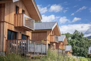 Chalet with 4 bedrooms for up to 10 people - Image 2