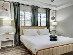 Texan Hideaway - Cozy, Convenient, Comfortable! - Image 5
