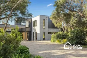 Cambridge Gardens - Sorrento Luxury with Gas Heated Spa, Solar Heated Pool - Image 3