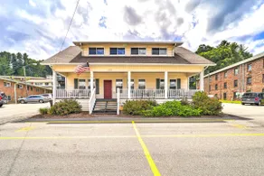 Bright Boone Home: Walk to Appalachian State! - Image 3