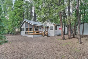 Bring a Pet: Pinetop Cabin w/ Game Room! - Image 3