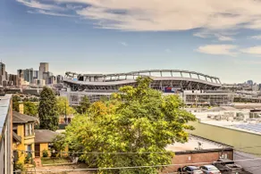 City Skyline Views: Upscale Denver Townhome - Image 3