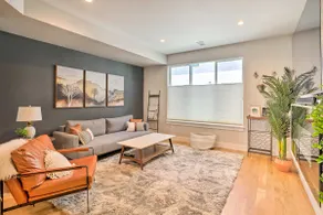 City Skyline Views: Upscale Denver Townhome - Image 4