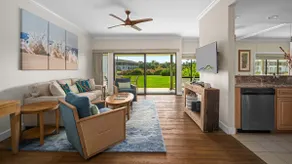 Poipu Sands 411 By Parrish Kauai: Private & end unit - Image 4