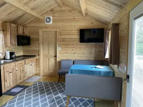 Cooperstown Double Play Hilltop Cabin B - Image 4