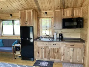 Cooperstown Double Play Hilltop Cabin B - Image 5