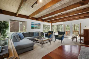 Hall Court Manor - Hot Tub, Pet Friendly, Pool Table! - Image 3