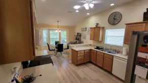Your Happy Haven! - 3/2 w/ Golf Cart in The Village of Pennecamp - Image 4