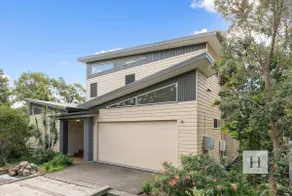 Murrays Lakeshore Getaway - Image 2
