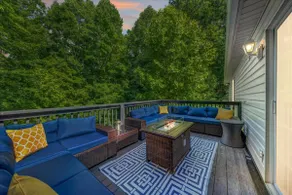 Family Lakefront Oasis - Dock, Cabana, Game Room - Image 3