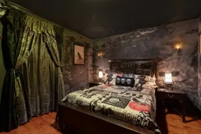 Warlock House: Do Magic, Speak Spells, Wave Wands - Image 3