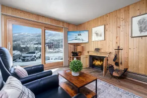 2 Beds ⁕ 𝕄𝕥𝕟 𝕍𝕚𝕖𝕨𝕤 ⁕ Hot Tub ⁕ Near Slopes - Image 2