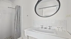 Sea Change -Cheerful, Family Friendly, Sea Views - Image 2