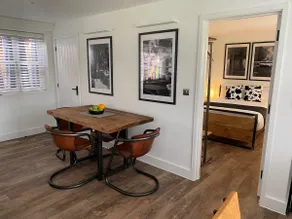 Superior Ground Floor Apartment - Separate Bedroom - Image 5