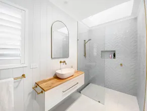 Lusso Retreats - South Burnett 1 Bedroom Retreat - Image 3