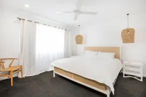 Bathers Pet Friendly 4 Mins Walk to Beach - Image 4