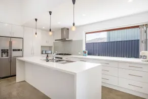 Bathers Pet Friendly 4 Mins Walk to Beach - Image 5