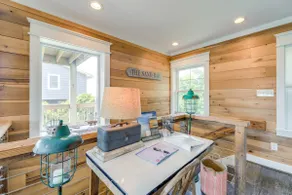 Steps to Beach: Bright Emerald Isle Retreat - Image 4