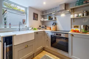 Tipple Cottage - Image 2