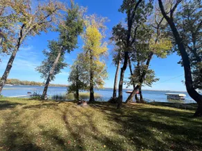Big Pine Bluff - Image 4