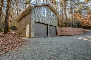 Pisgah Hillside Haven | Private Mountain Retreat Near Brevard, Pisgah & Asheville - Image 5