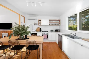 Anglesea Beach House 2 - Image 2