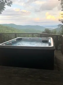 Hawks View: Views, Jacuzzi, Fireplace, Hot Tub - Image 3