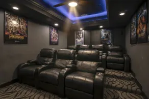 Boater's Paradise Sleeps 22 Huge Dock Theater - Image 4