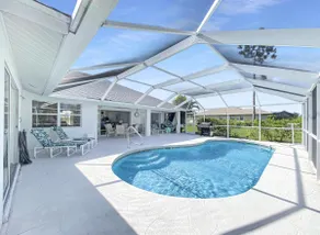 Fabulous Fairway, heated pool, sleeps 8 - Image 2