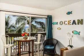 Kona Mansions Nr. 301, oberste Etage, Eckwohnung mit Meerblick und Klimaanlage - Image 3