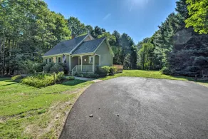 Charming Saco Home w/ Deck, 5 Mi to Beach! - Image 3
