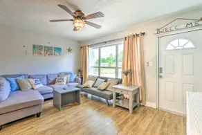 'Ocean Breeze Oasis' w/ Boat Dock & Slip on Canal! - Image 4