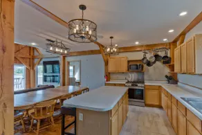 Custom Waterfront Lodge, 4 bed, 4 Bath, Sleeps 12! - Image 5